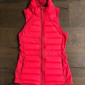 EUC Lululemon Fluffed Up Vest Size 4